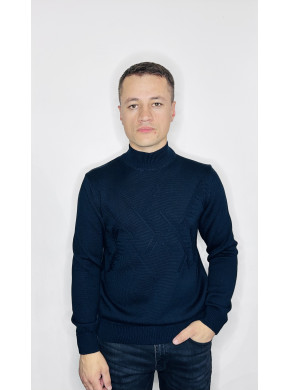 Джемпер-водолазка синяя с орнаментом 
