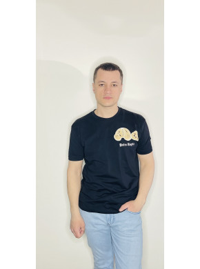Футболка черная с аппликацией